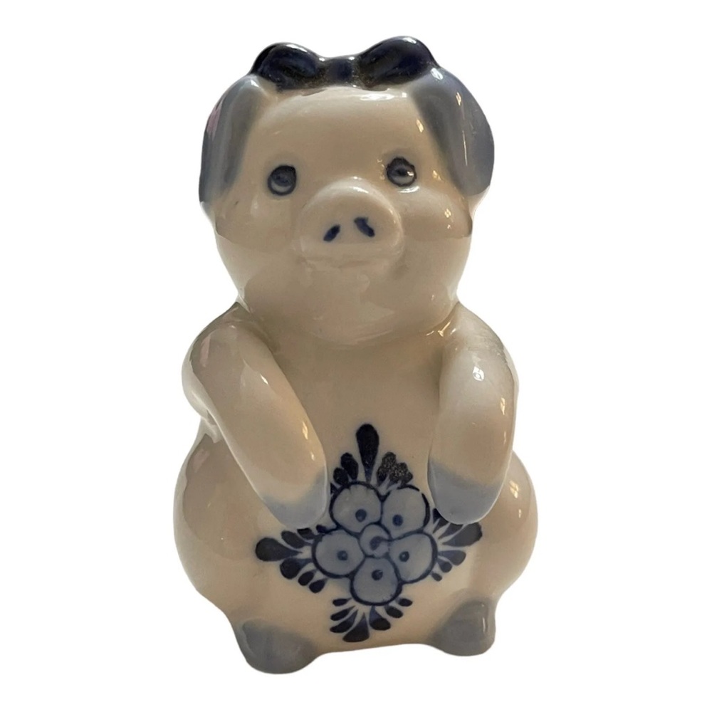 Delft Blue Pigs Salt & Pepper Shakers & Holder Pig Figure Aruba Collectible Set - Picture 9 of 16